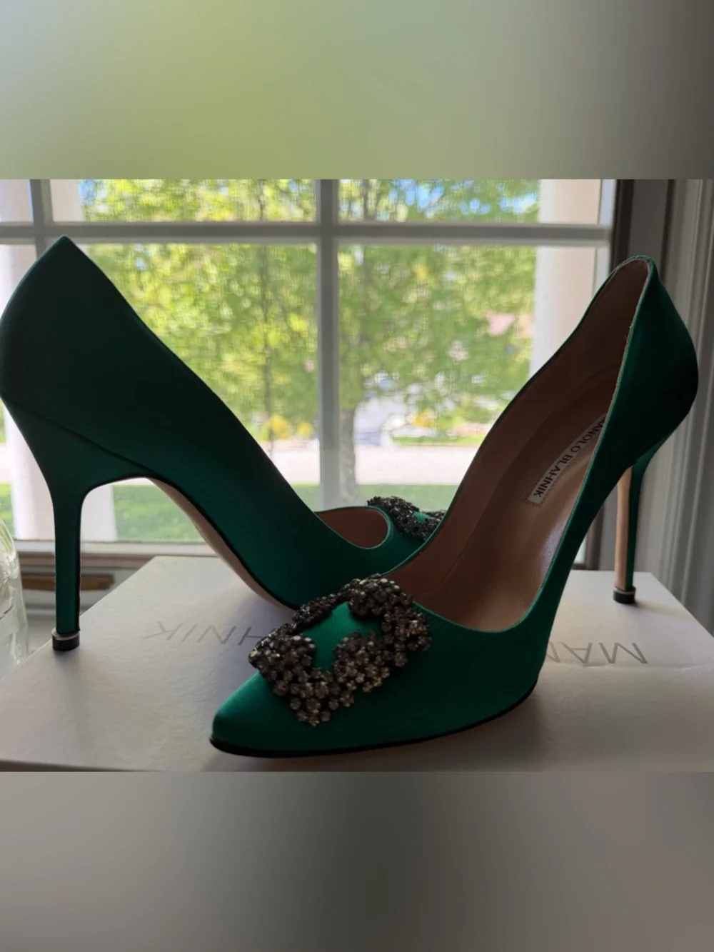 Manolo Blahnik Emerald Green Satin Hangisi Crystal Buckle Pumps - Picture 5 of 10